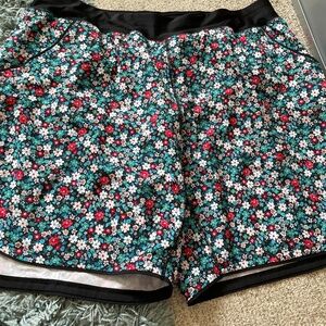 Lands End Boardshorts 22W NWOT Panty inside